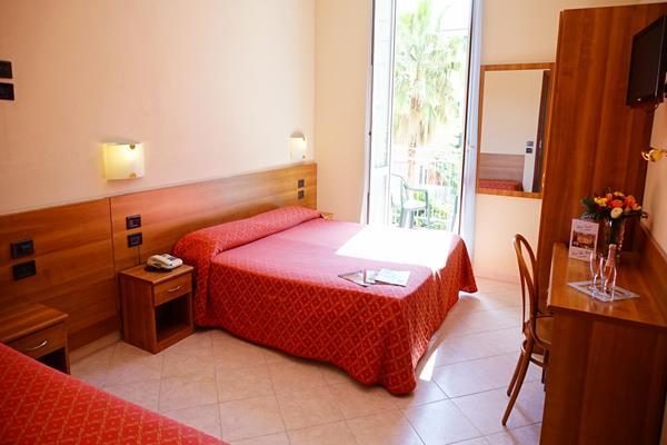 Villa Italia Финале Лигуре Екстериор снимка